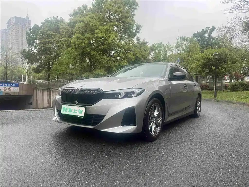 BMW i3 2022 eDrive 35L — миниатюра 1