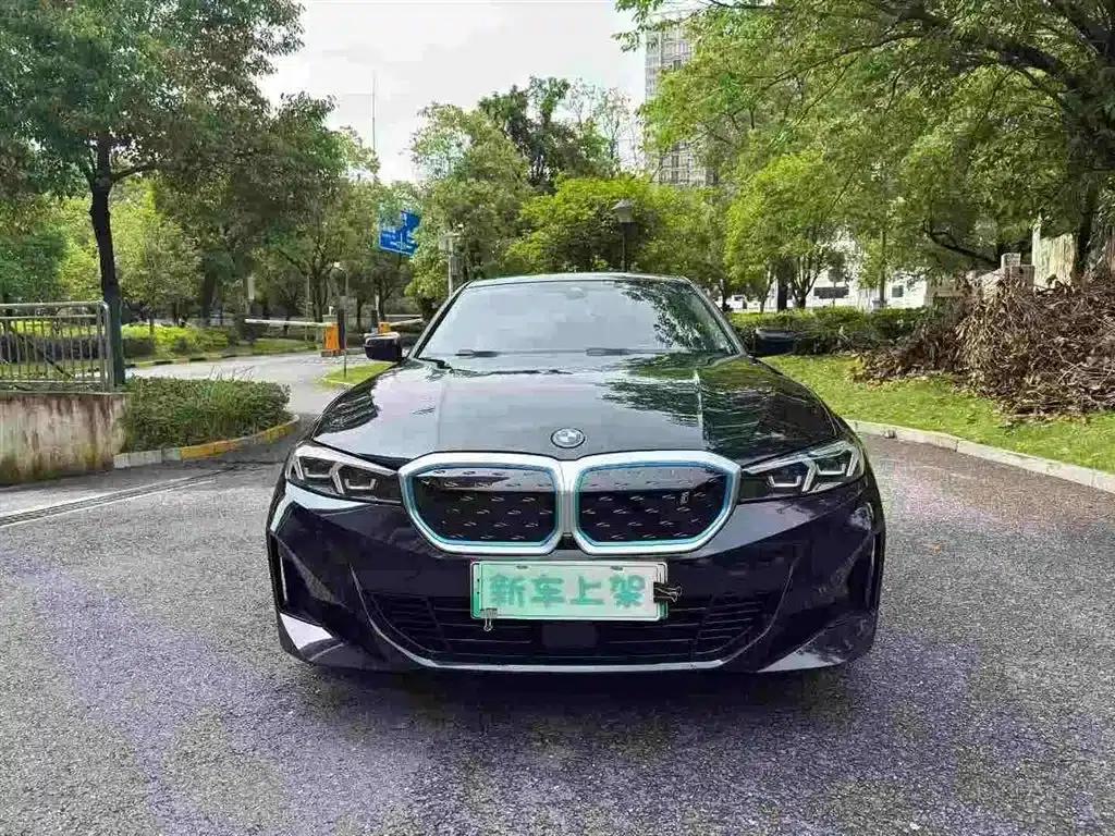 BMW i3 2022 eDrive 35L — миниатюра 2