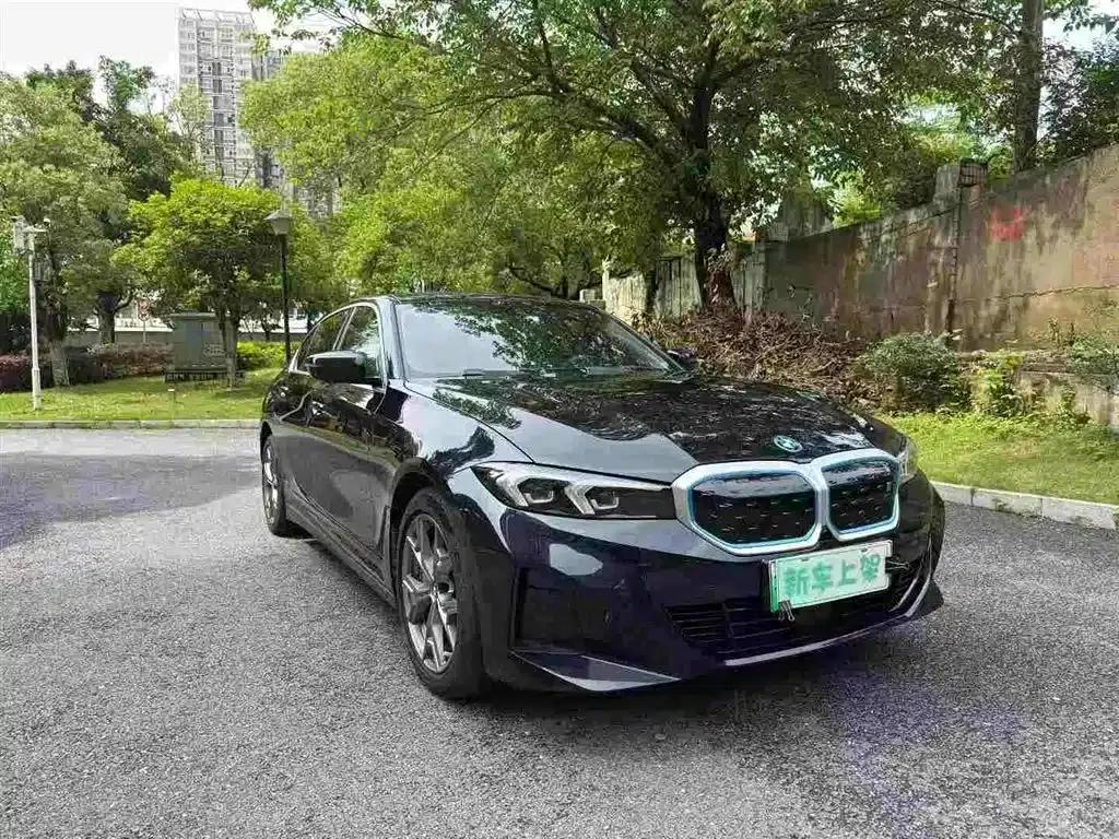 BMW i3 2022 eDrive 35L — миниатюра 3