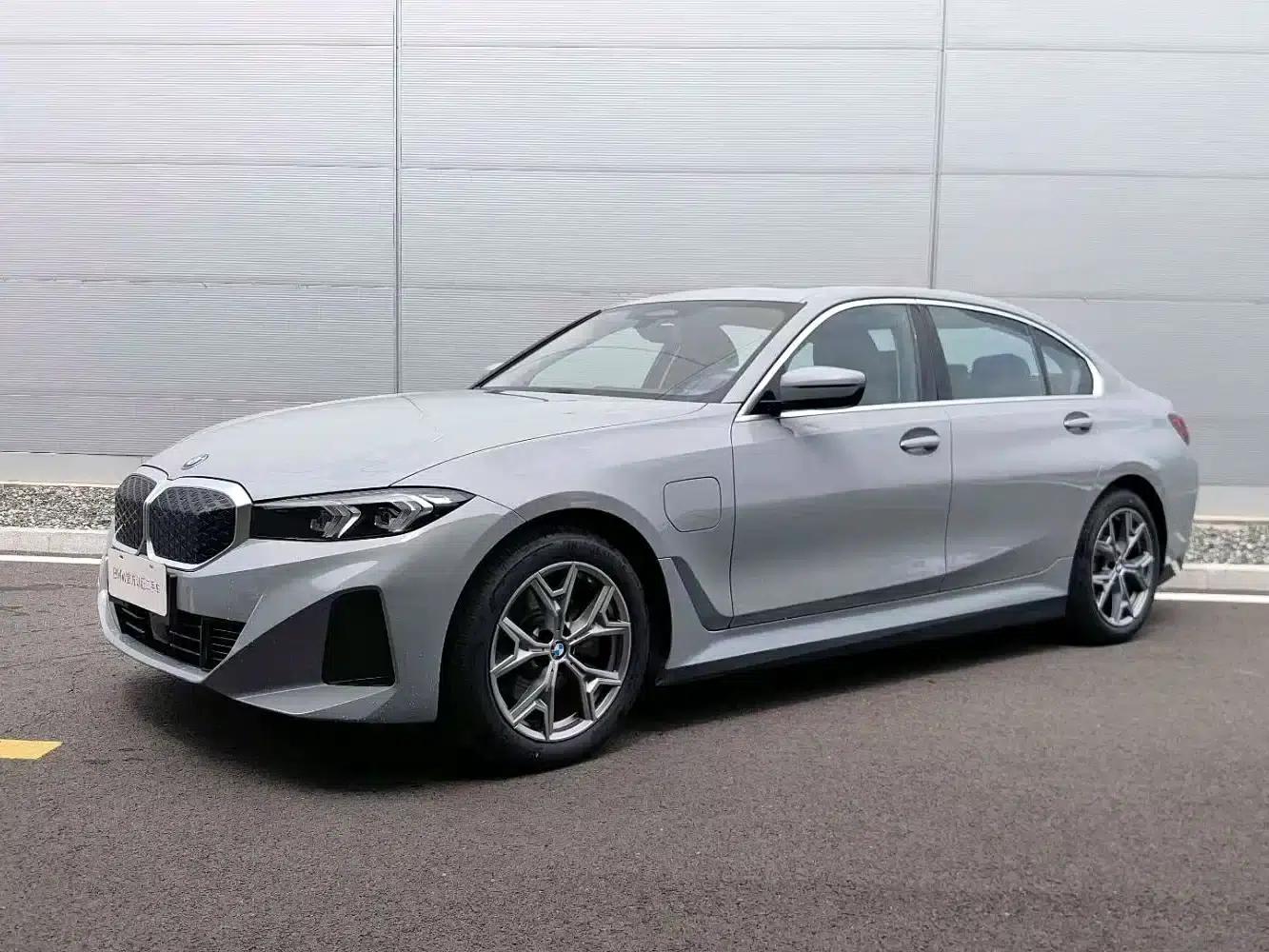 BMW i3 2025 eDrive 35 L — миниатюра 1