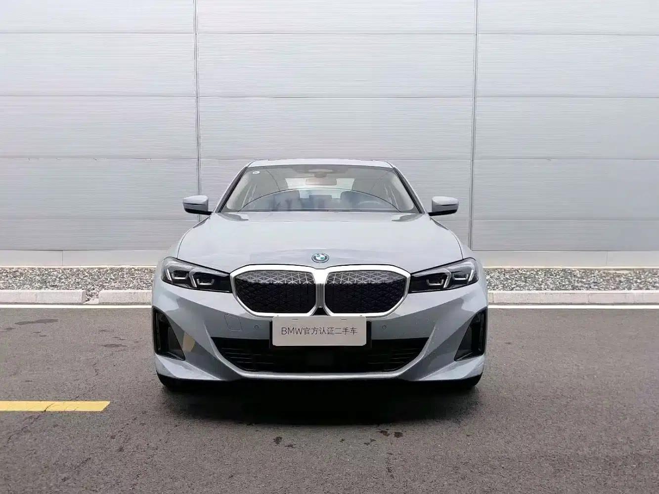 BMW i3 2025 eDrive 35 L — миниатюра 2