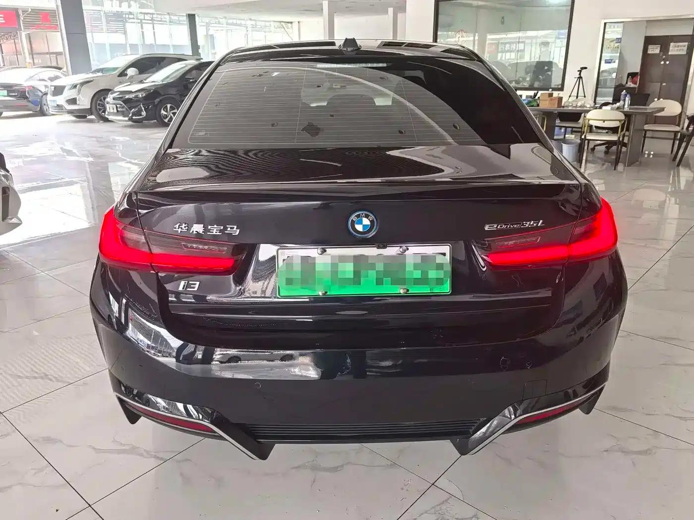 BMW i3 2025 eDrive 35 L — миниатюра 8