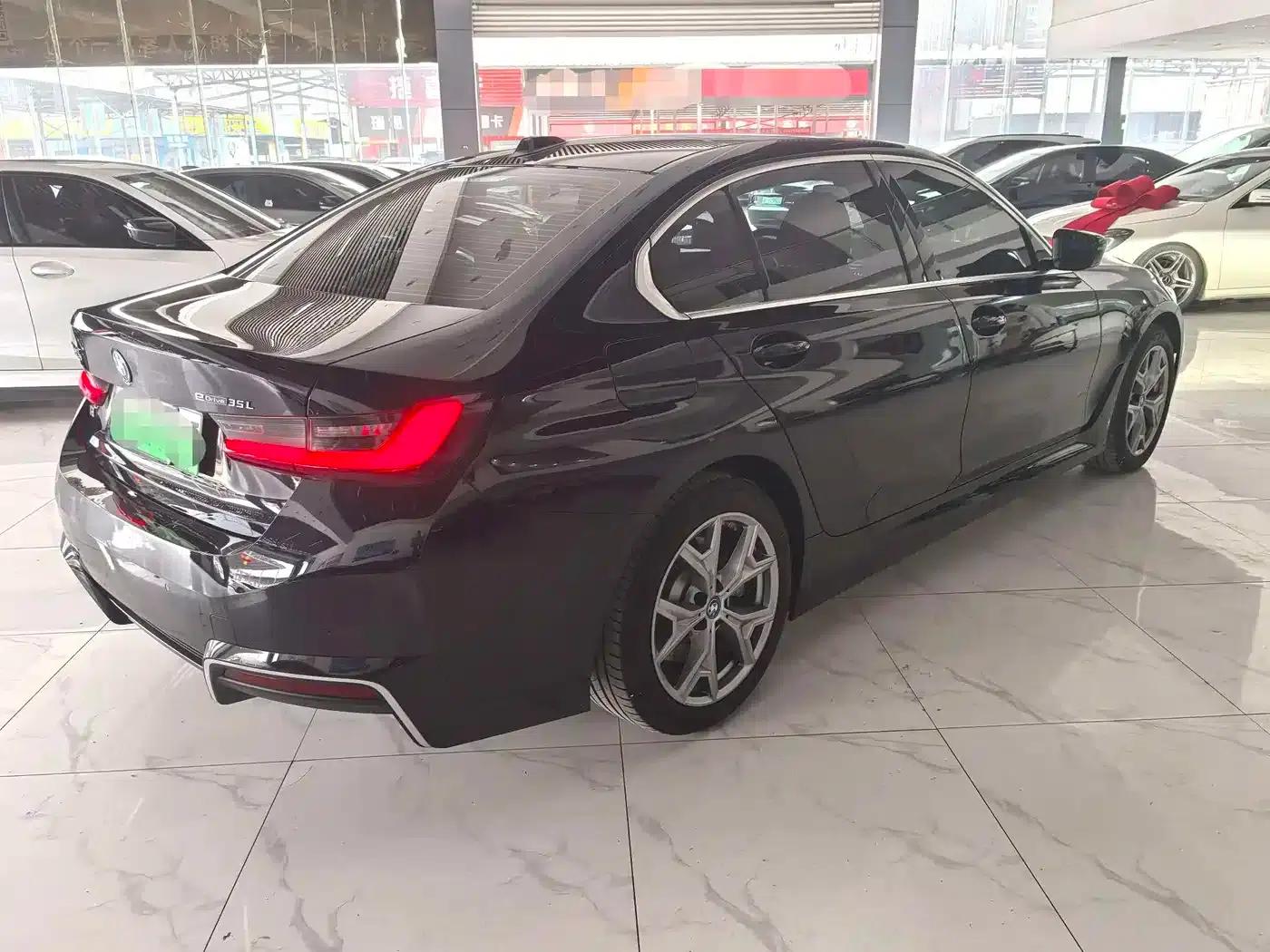 BMW i3 2025 eDrive 35 L — миниатюра 9