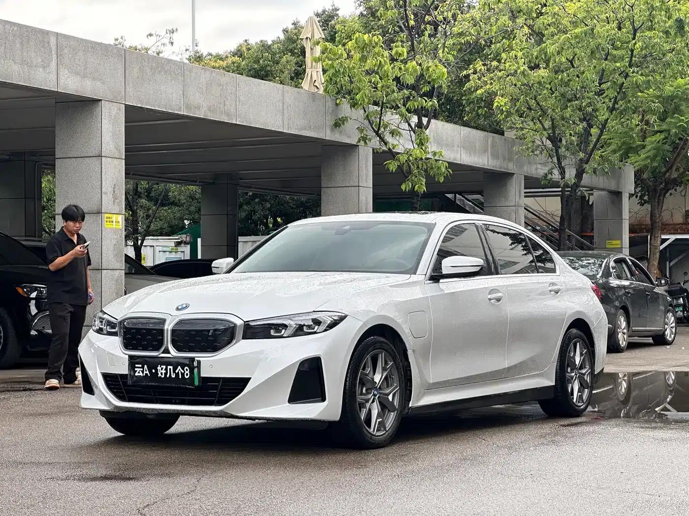 BMW i3 2024 eDrive 35L — миниатюра 1