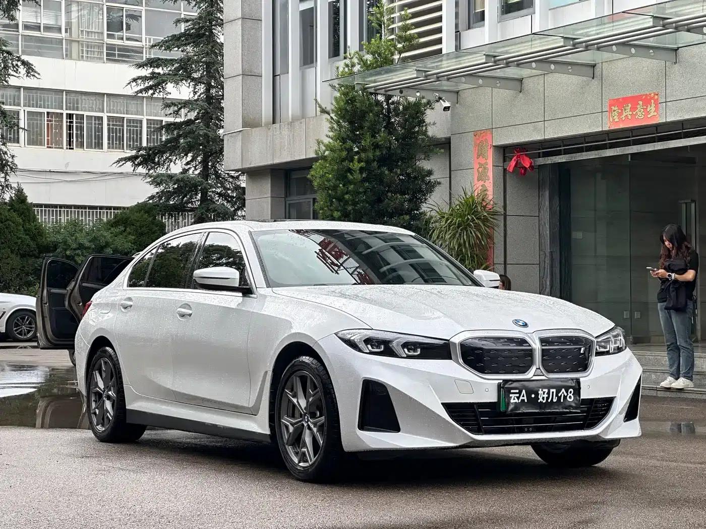 BMW i3 2024 eDrive 35L — миниатюра 3