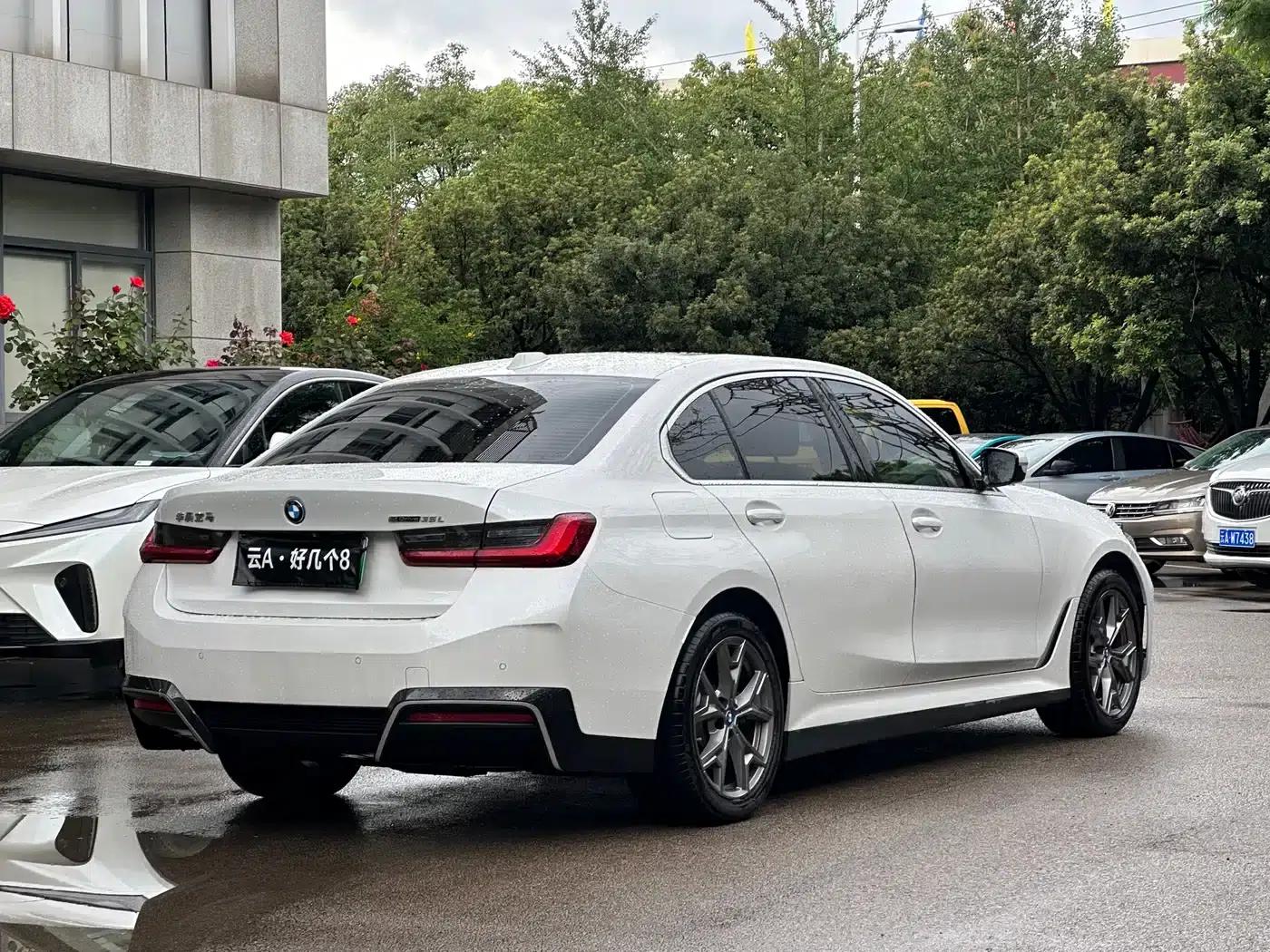 BMW i3 2024 eDrive 35L — миниатюра 9