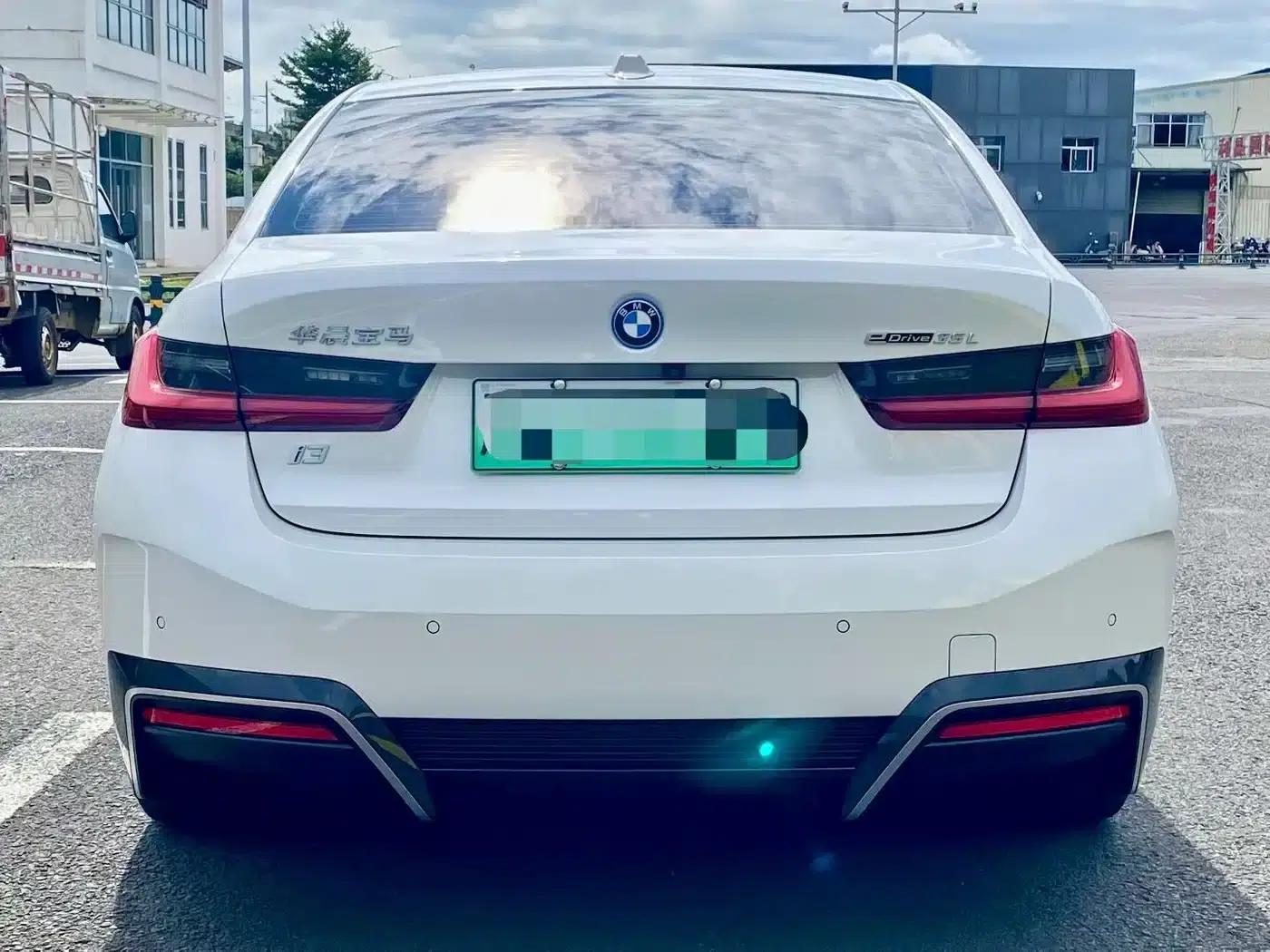 BMW i3 2022 eDrive 35L — миниатюра 5