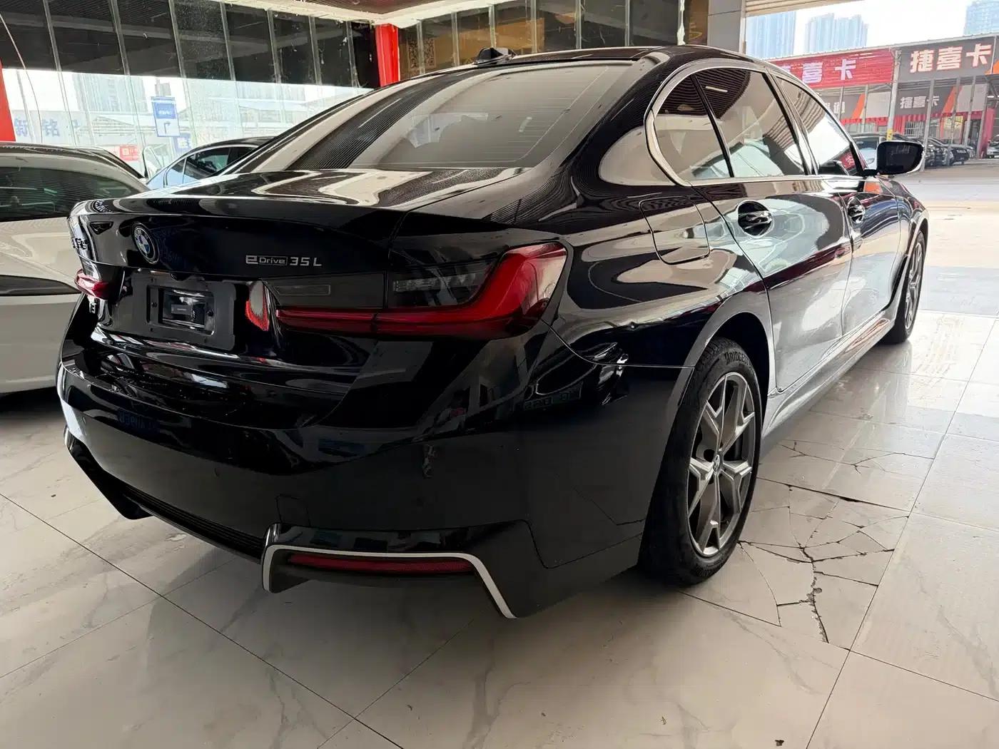 BMW i3 2024 eDrive 35L — миниатюра 9