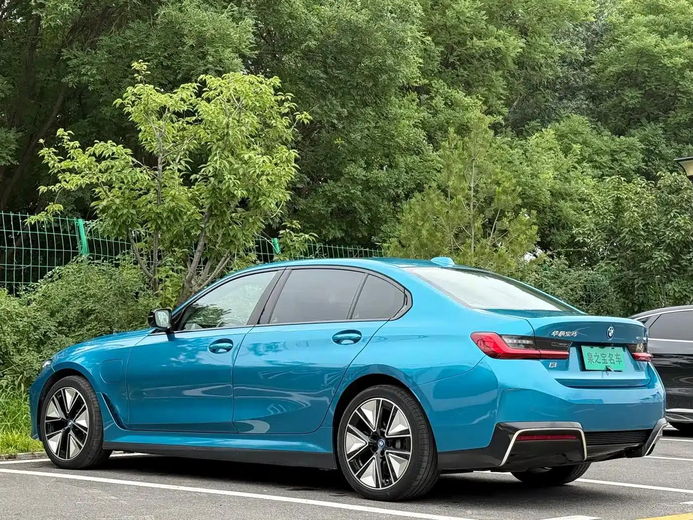 BMW i3 2023 eDrive 40 L Shadow Sport Package — миниатюра 8