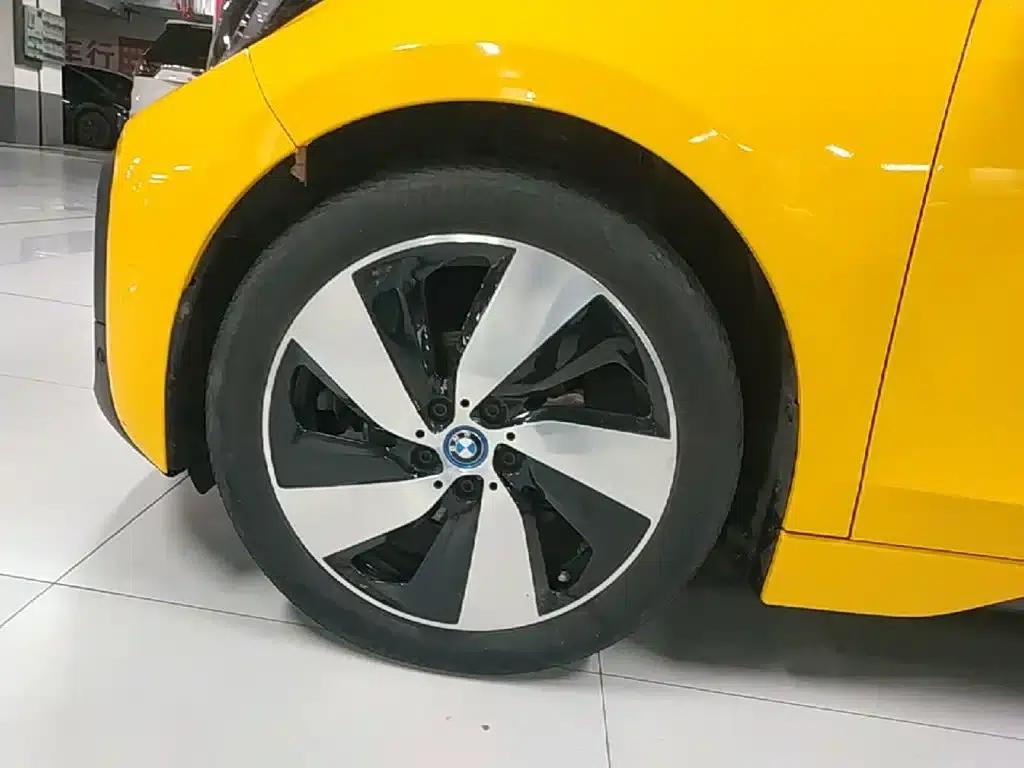 2019 BMW i3 Imported Model, Fast Charging Version — миниатюра 23