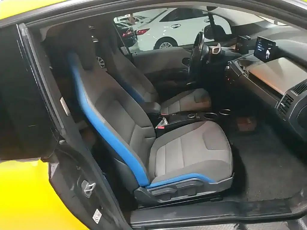 2019 BMW i3 Imported Model, Fast Charging Version — миниатюра 25
