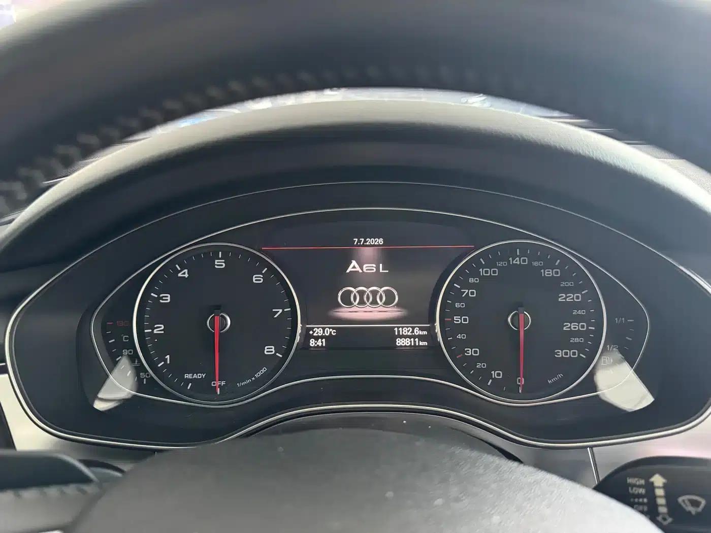Audi A6L 2017 TFSI Technology Edition — миниатюра 10