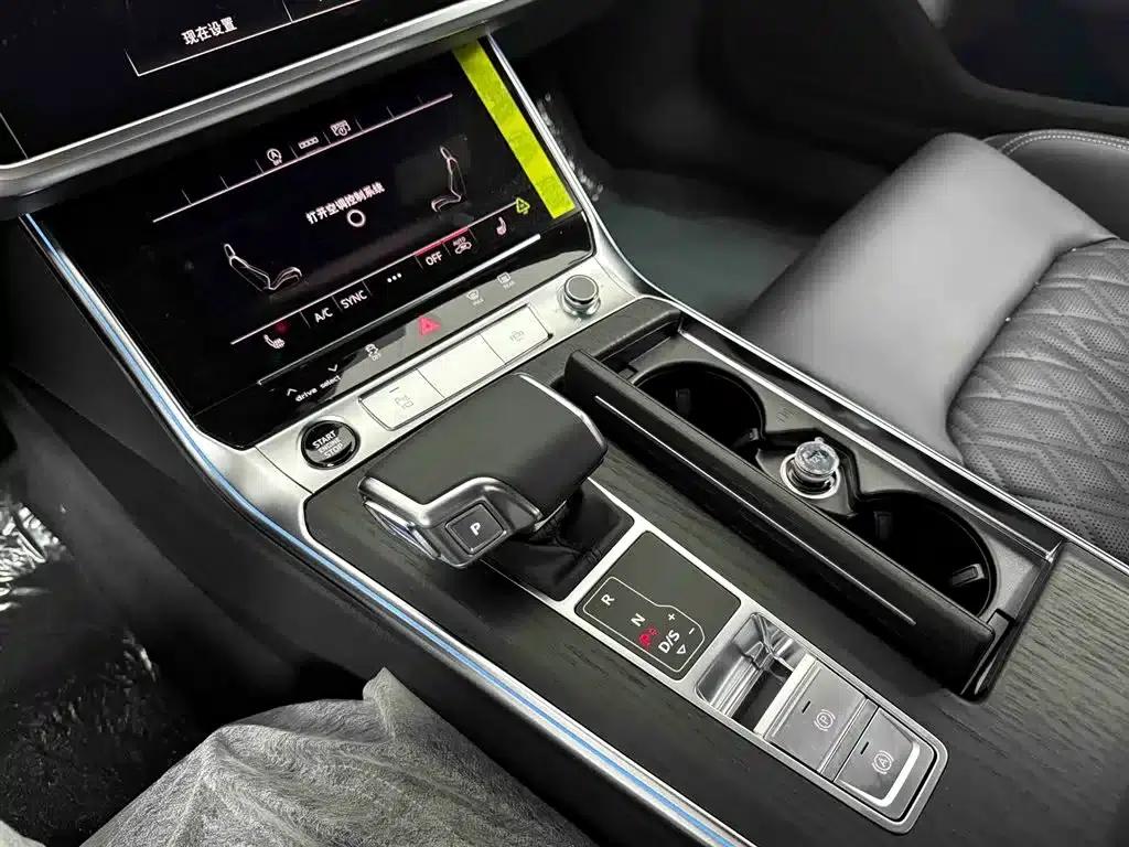 Audi A6L 2026 45 TFSI quattro Premium Dynamic Edition — миниатюра 6