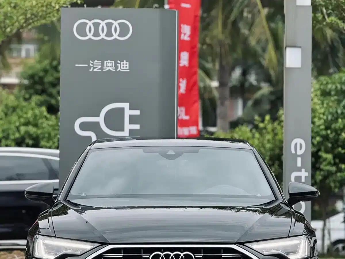 Audi A6L 2025 Facelift 45 TFSI quattro Premium Dynamic Edition — миниатюра 2