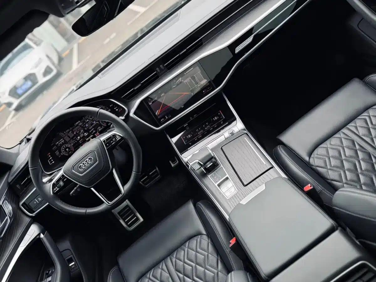 Audi A6L 2025 Facelift 45 TFSI quattro Premium Dynamic Edition — миниатюра 5