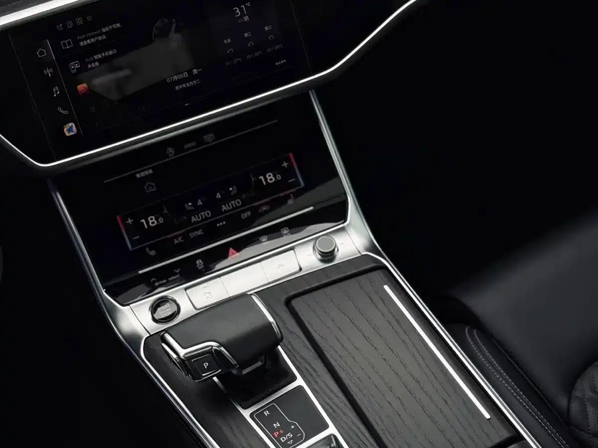 Audi A6L 2025 Facelift 45 TFSI quattro Premium Dynamic Edition — миниатюра 6