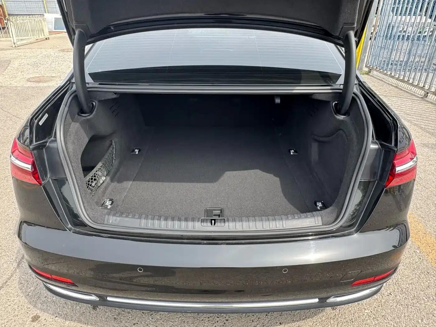 Audi A6L 2022 45 TFSI Premium Elegance Edition — миниатюра 14