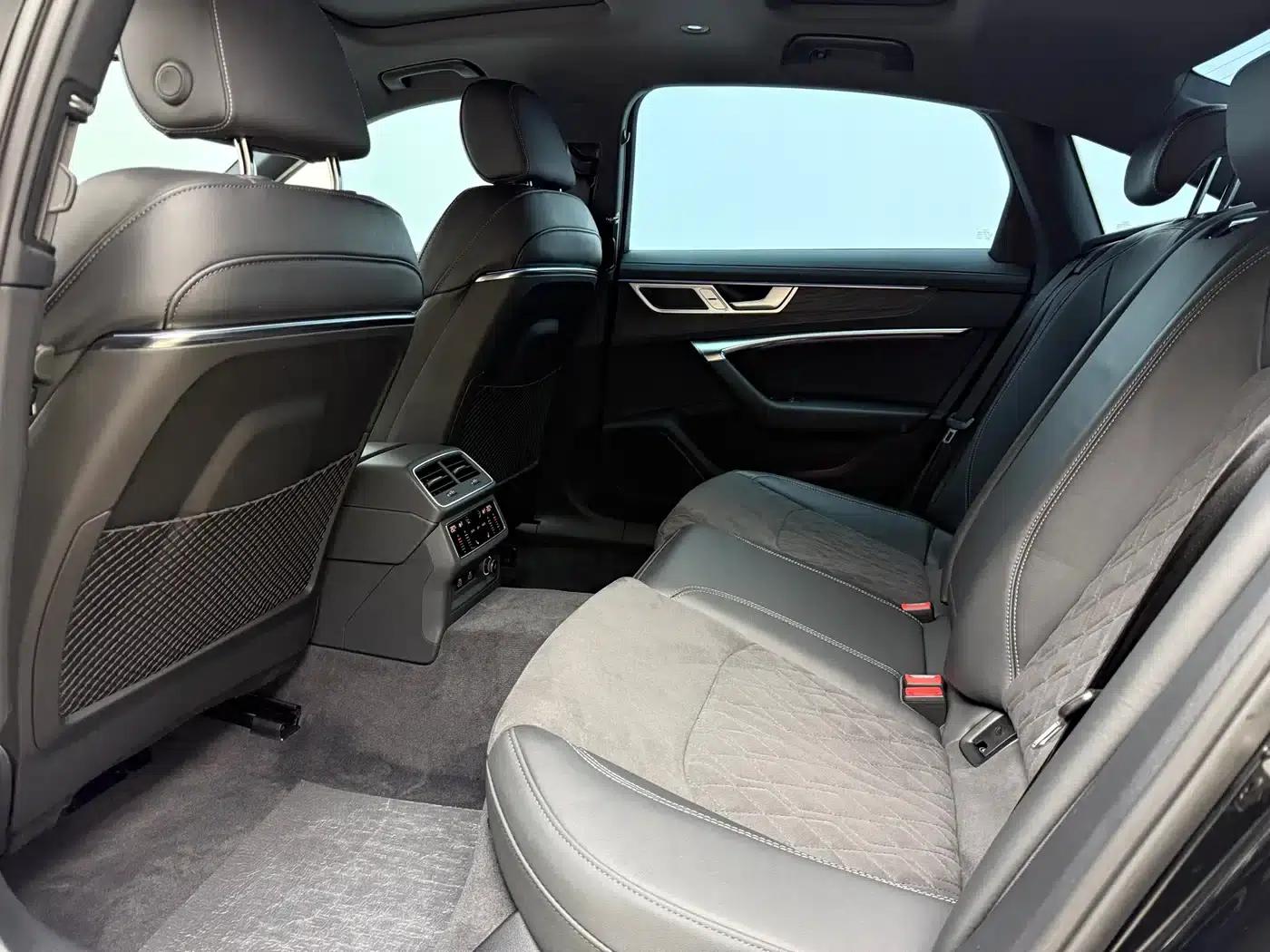 Audi A6L 2024 45 TFSI quattro Premium Dynamic Edition — миниатюра 15
