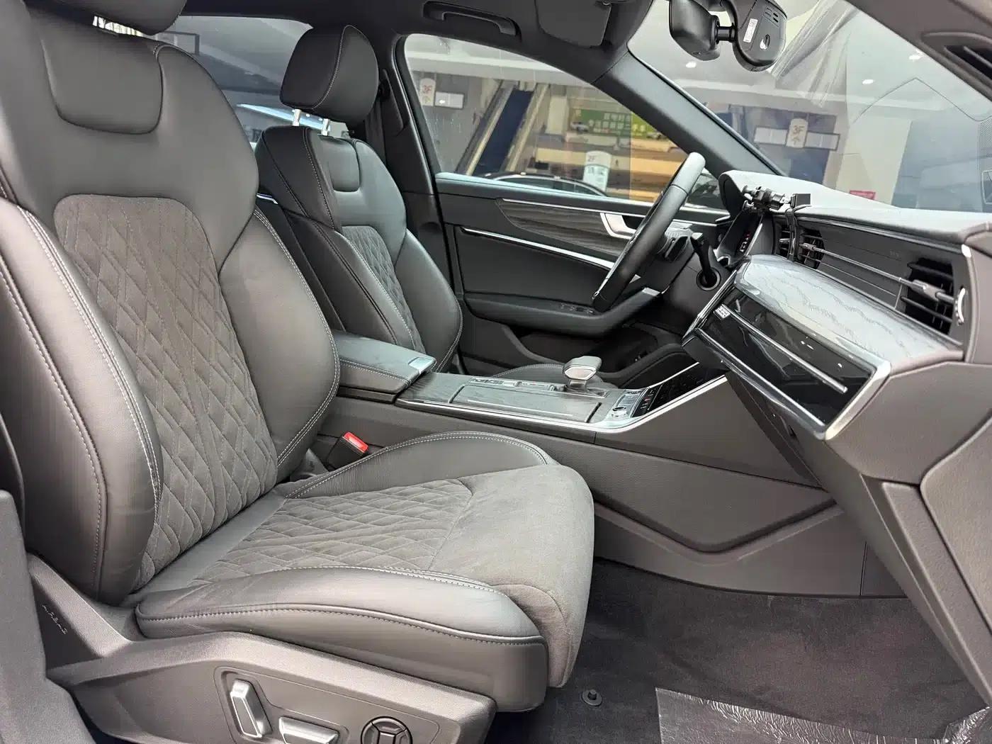 Audi A6L 2024 45 TFSI quattro Premium Dynamic Edition — миниатюра 18