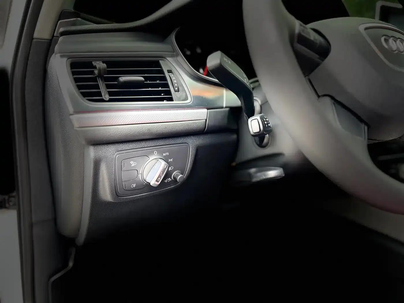 Audi A6L 2014 TFSI Standard Edition — миниатюра 14