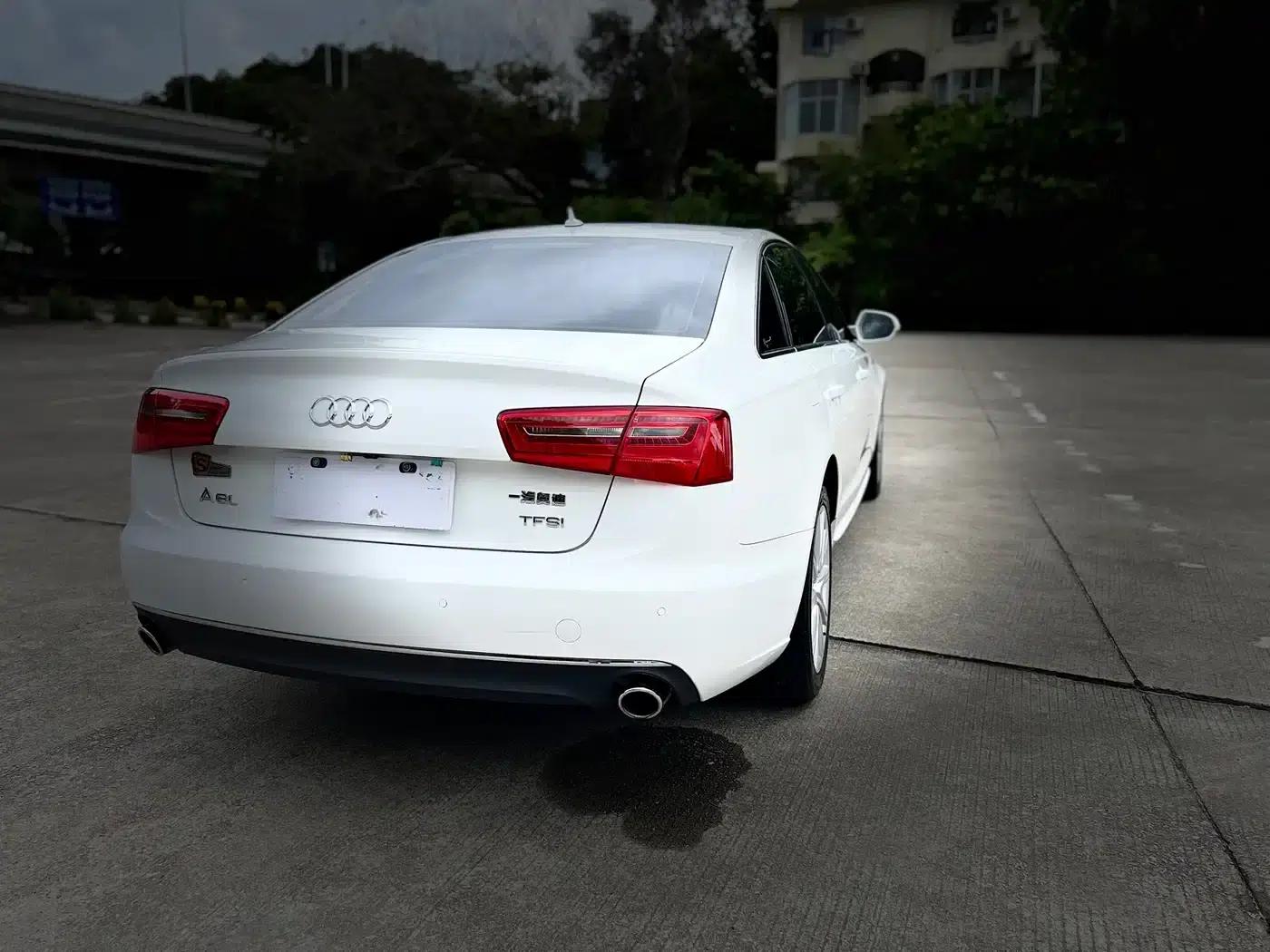 Audi A6L 2014 TFSI Standard Edition — миниатюра 16