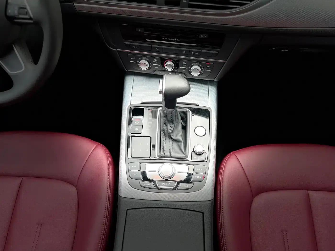 Audi A6L 2014 TFSI Standard Edition — миниатюра 10