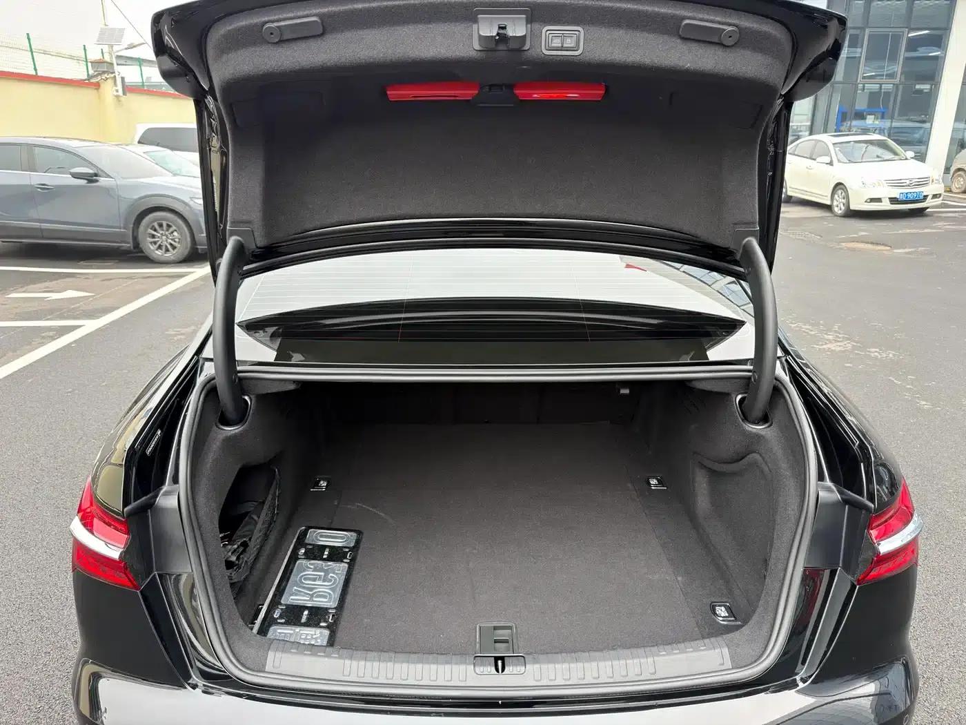 Audi A6L 2024 45 TFSI quattro Premium Dynamic Edition — миниатюра 15