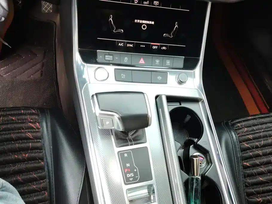 Audi A6L 2020 40 TFSI Luxury Dynamic — миниатюра 16