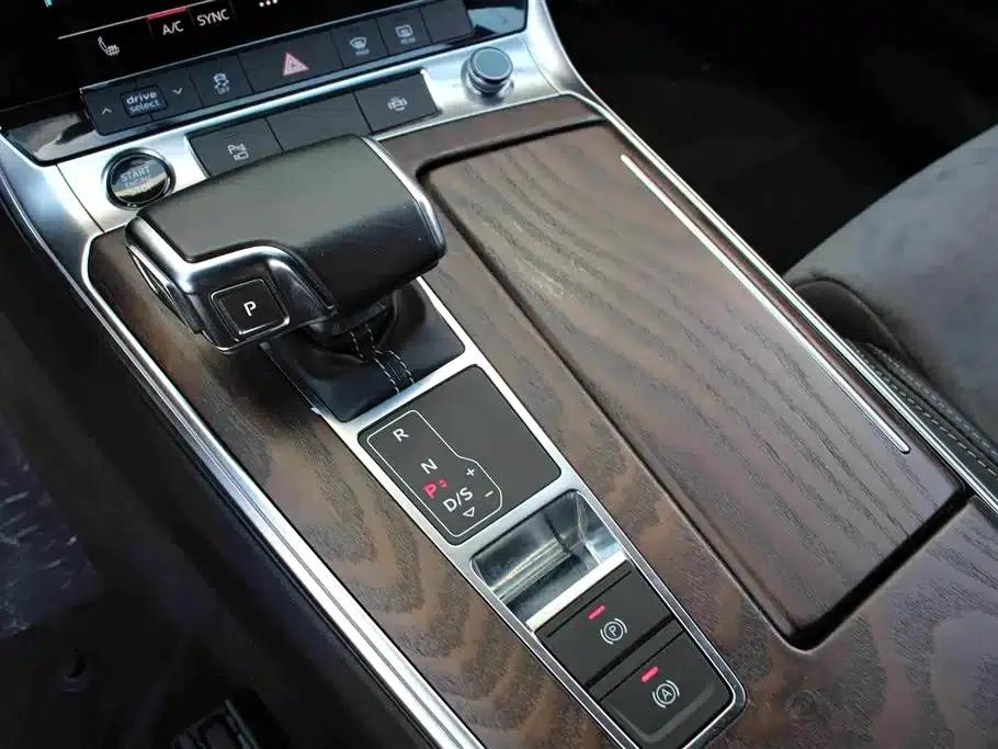 Audi A6L 2022 45 TFSI quattro Premium Dynamic Edition — миниатюра 11