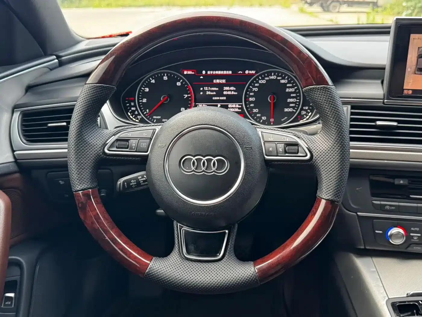 Audi A6L 2018 30th Anniversary Edition 45 TFSI quattro Sport — миниатюра 16