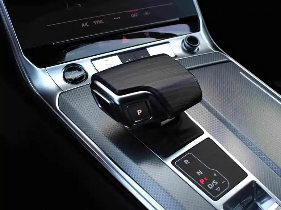 Audi A6L 2023 Facelift 40 TFSI Luxury Dynamic — миниатюра 11