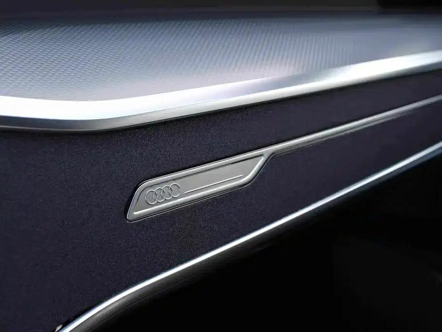 Audi A6L 2023 Facelift 40 TFSI Luxury Dynamic — миниатюра 12