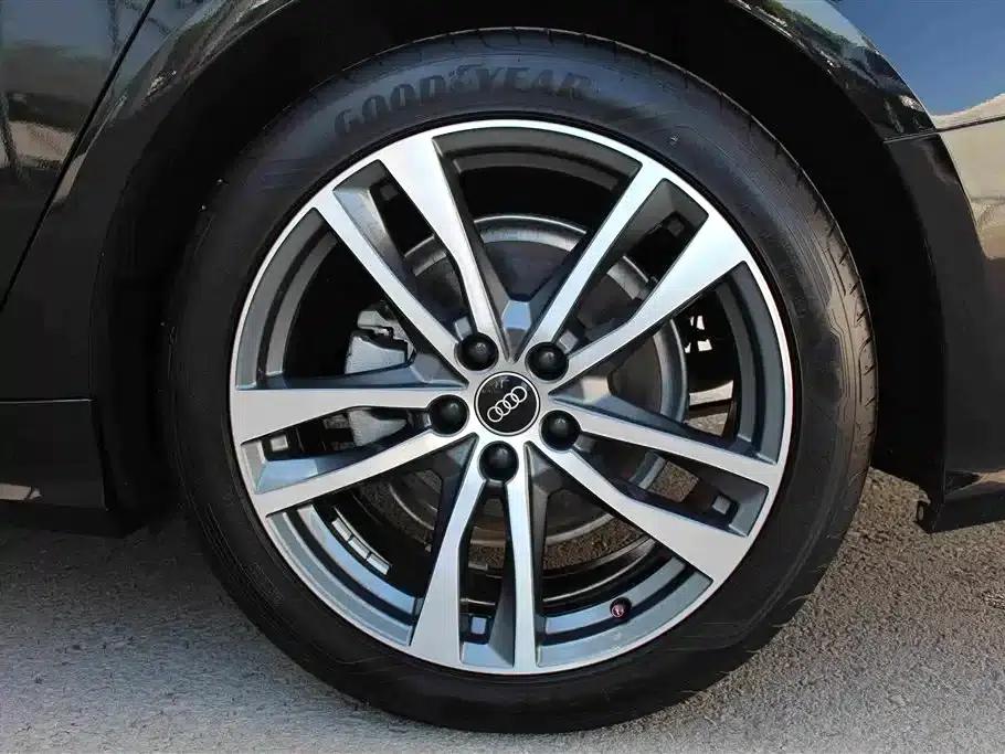Audi A6L 2023 Facelift 40 TFSI Luxury Dynamic — миниатюра 8