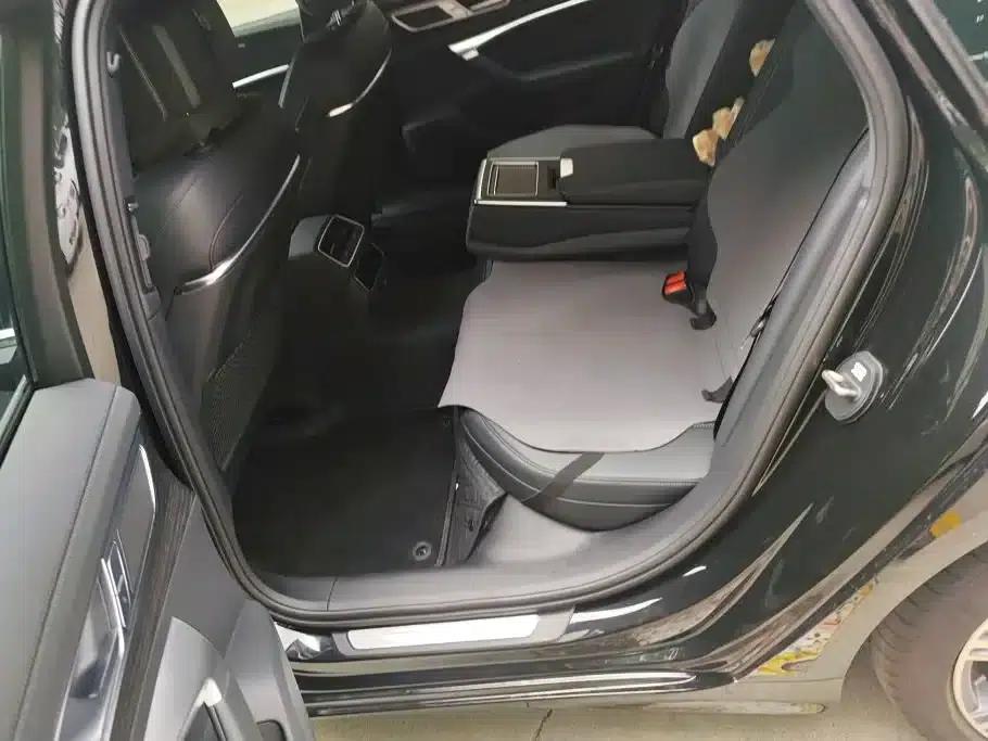 Audi A6L 2025 45 TFSI quattro Premium Dynamic Edition — миниатюра 11