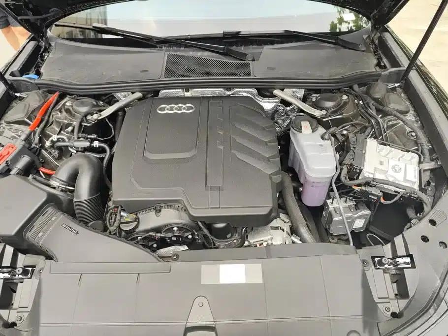 Audi A6L 2025 45 TFSI quattro Premium Dynamic Edition — миниатюра 10