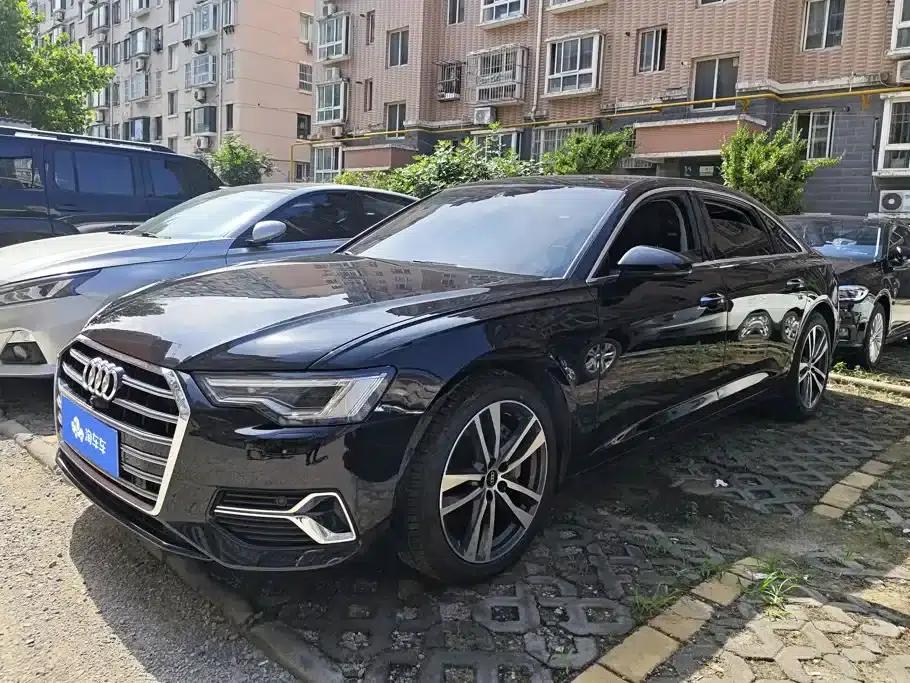 Audi A6L 2024 45 TFSI Premium Elegance — миниатюра 1