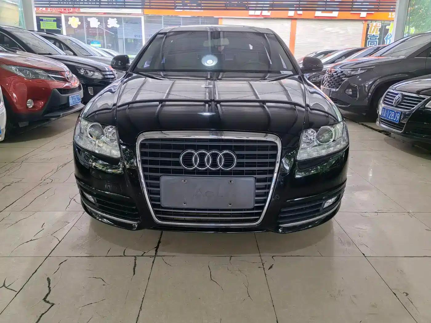 Audi A6L 2010 2.0 TFSI Automatic Standard Edition — миниатюра 2