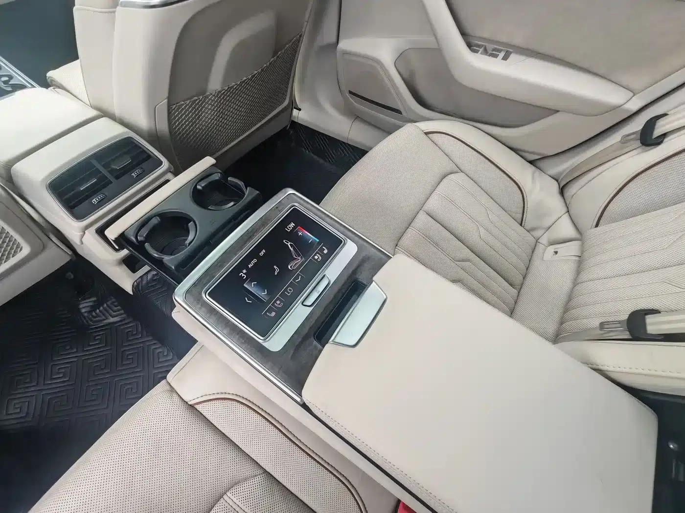 Audi A6L 2019 55 TFSI quattro Flagship Elegance Edition — миниатюра 19