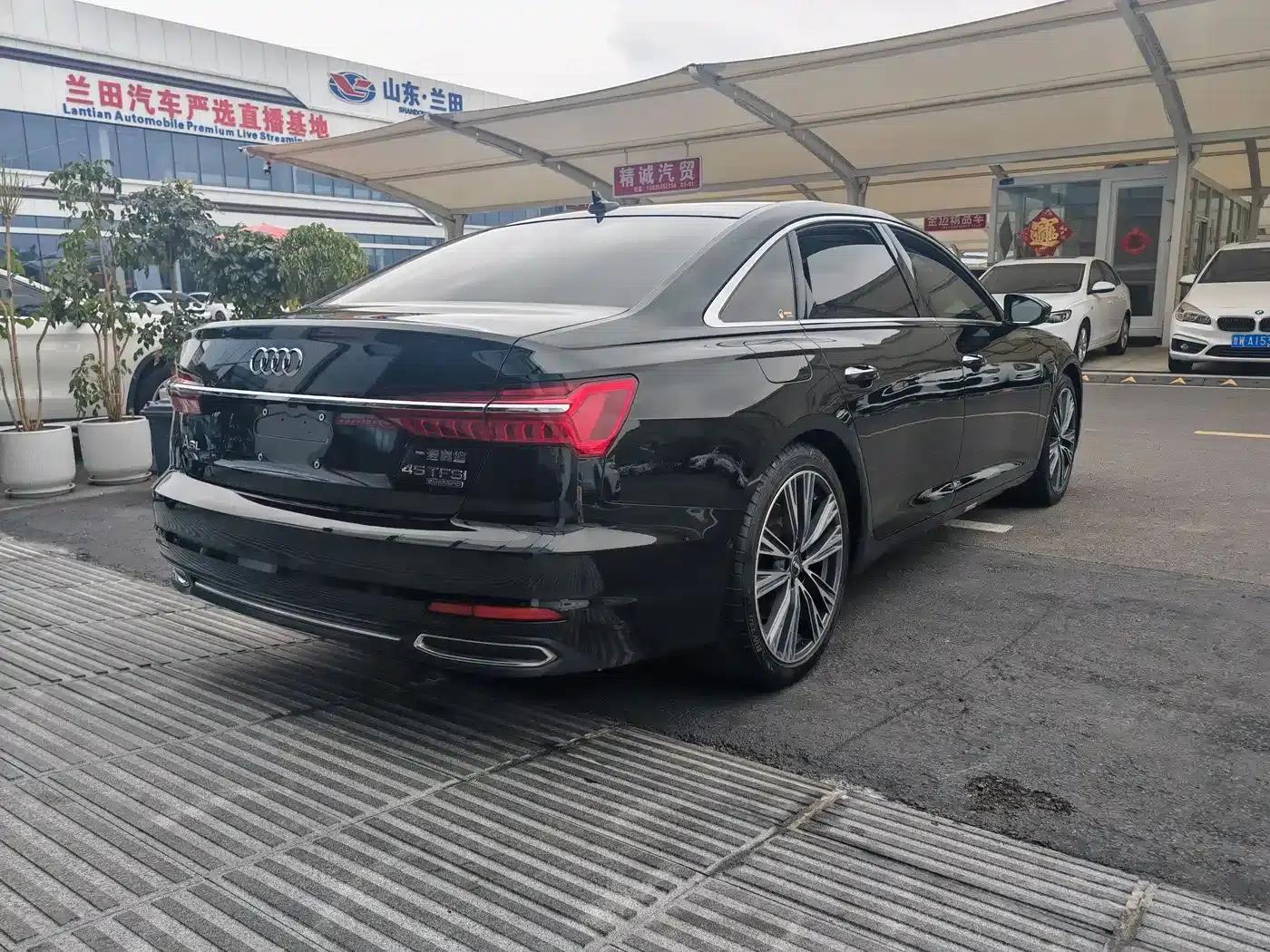 Audi A6L 2019 55 TFSI quattro Flagship Elegance Edition — миниатюра 28