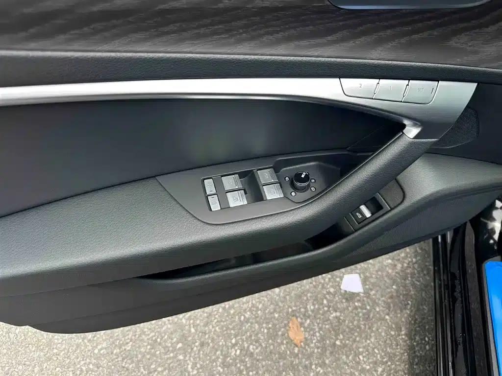 Audi A6L 2024 45 TFSI quattro Premium Dynamic Edition — миниатюра 14