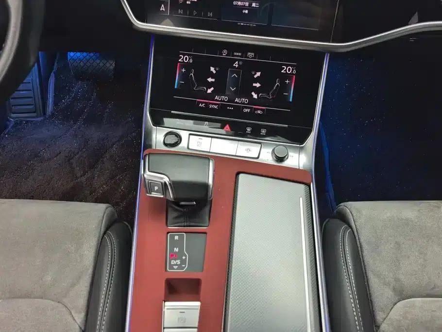 Audi A6L 2023 Facelift 40 TFSI Luxury Dynamic — миниатюра 16