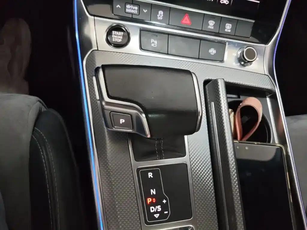 Audi A6L 2020 45 TFSI Premium Dynamic Edition — миниатюра 21