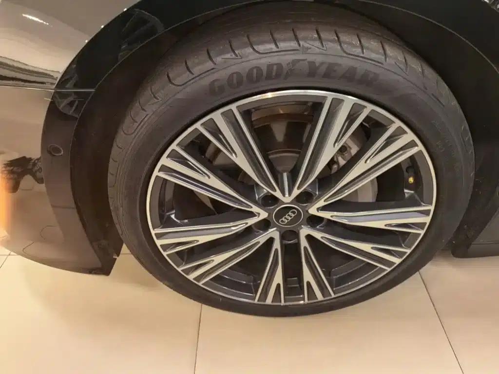Audi A6L 2024 45 TFSI Premium Dynamic Edition — миниатюра 23