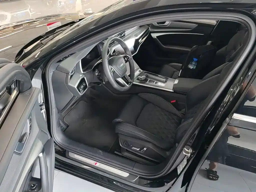 Audi A6L 2025 45 TFSI Premium Dynamic Edition — миниатюра 23