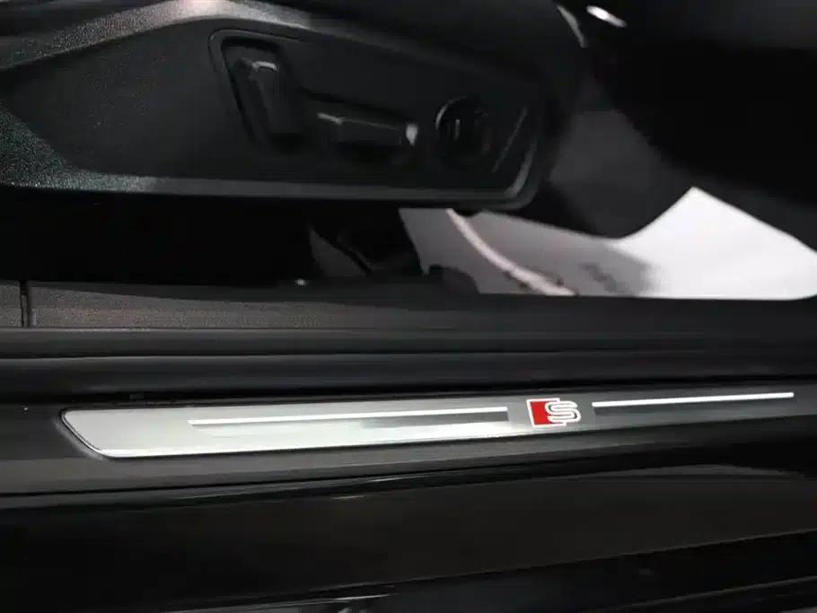 Audi A6L PHEV 2020 55 TFSI e quattro — миниатюра 13