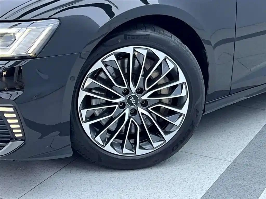 Audi A6L PHEV 2022 55 TFSI e quattro — миниатюра 24