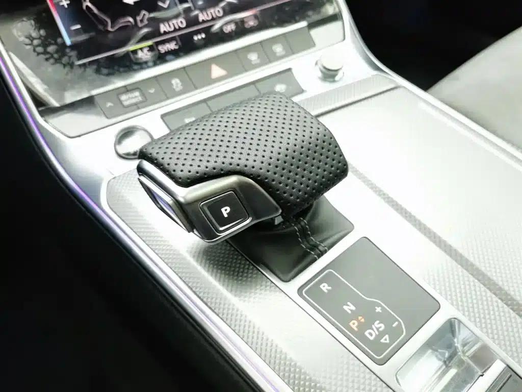Audi A6L PHEV 2020 55 TFSI e quattro — миниатюра 13