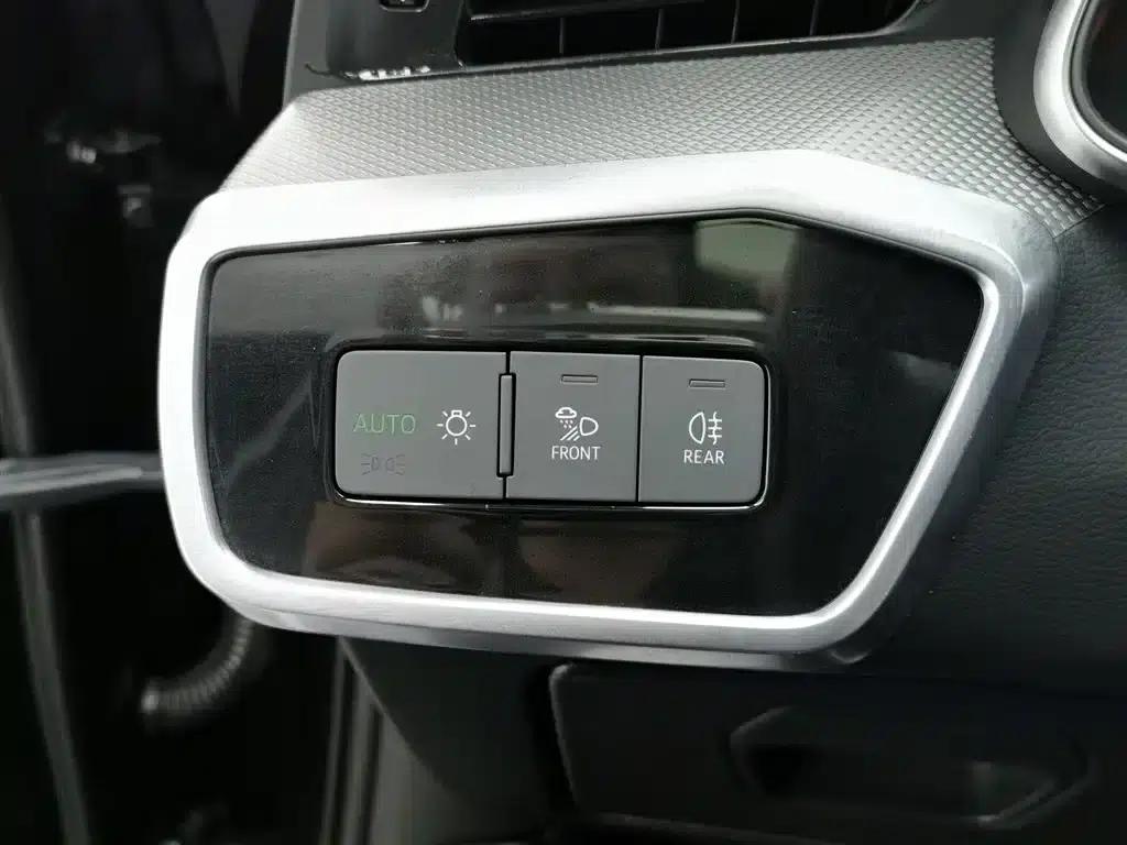 Audi A6L PHEV 2020 55 TFSI e quattro — миниатюра 21