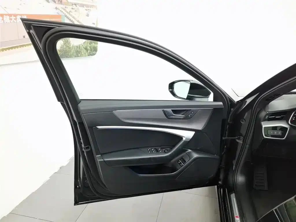 Audi A6L PHEV 2020 55 TFSI e quattro — миниатюра 8