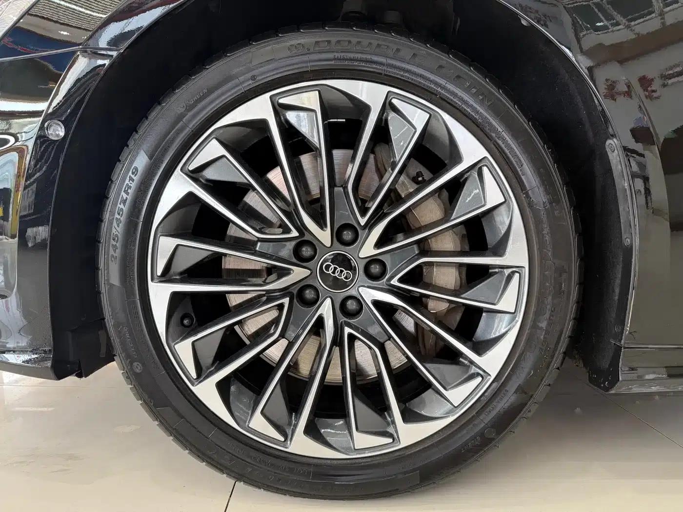 Audi A6L PHEV 2022 55 TFSI e quattro — миниатюра 14